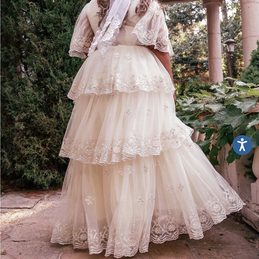 JESSAKAE SNOWFLAKE DRESS - Picture 3 of 5